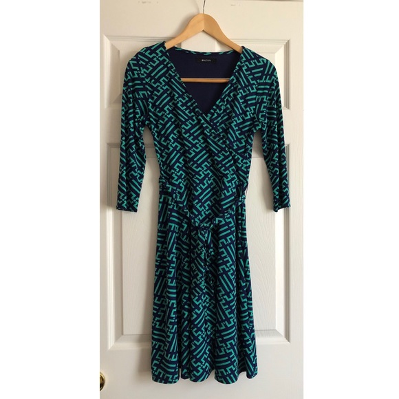 41 Hawthorn Dresses & Skirts - 41 Hawthorn Renesme Geometric Print Dress